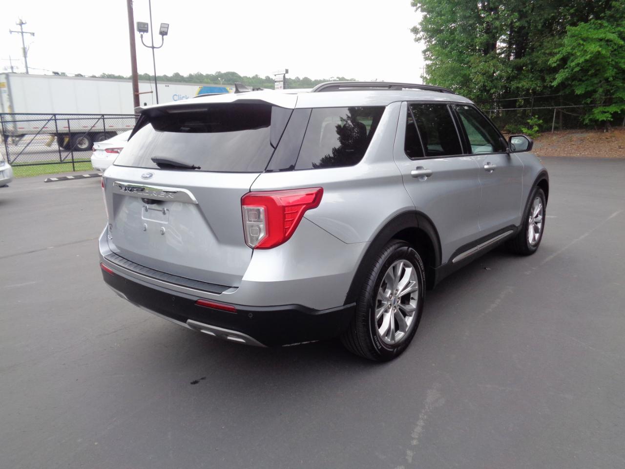 Ford Explorer XLT RWD 2022