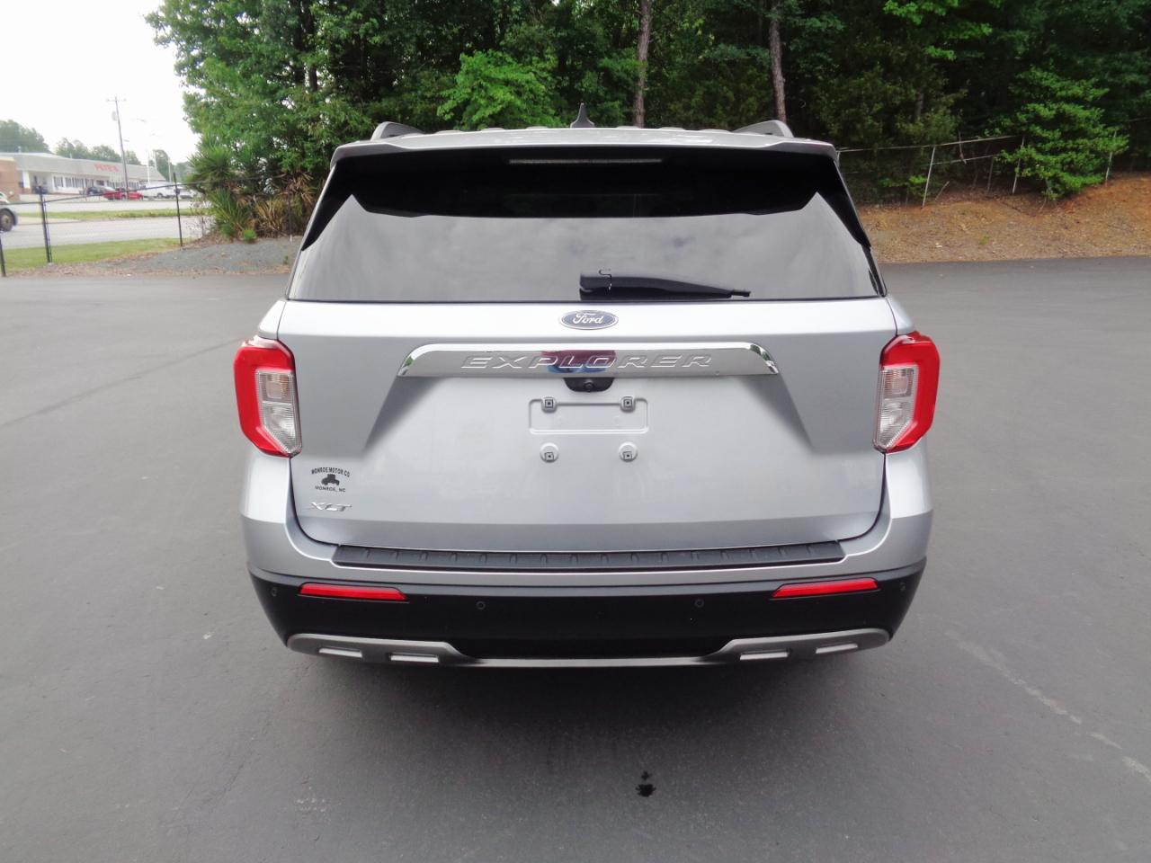 Ford Explorer XLT RWD 2022