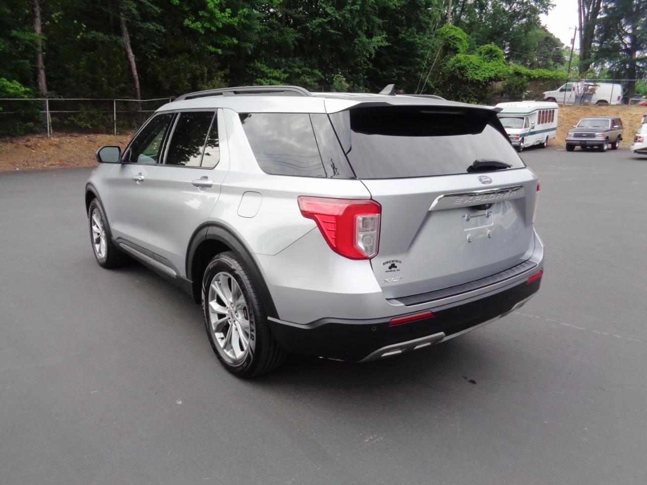 Ford Explorer XLT RWD 2022