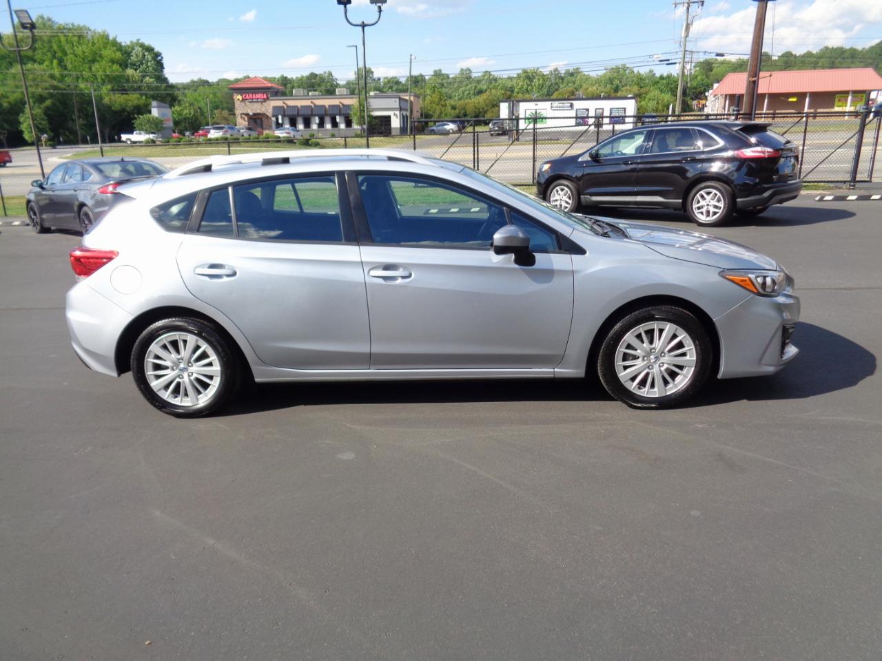 Subaru Impreza 2.0i Premium 5-door CVT 2017