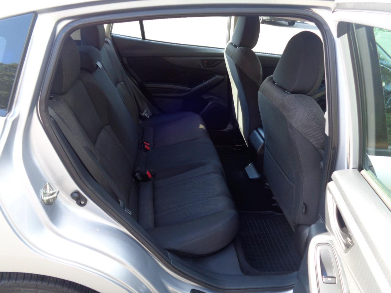 Subaru Impreza 2.0i Premium 5-door CVT 2017