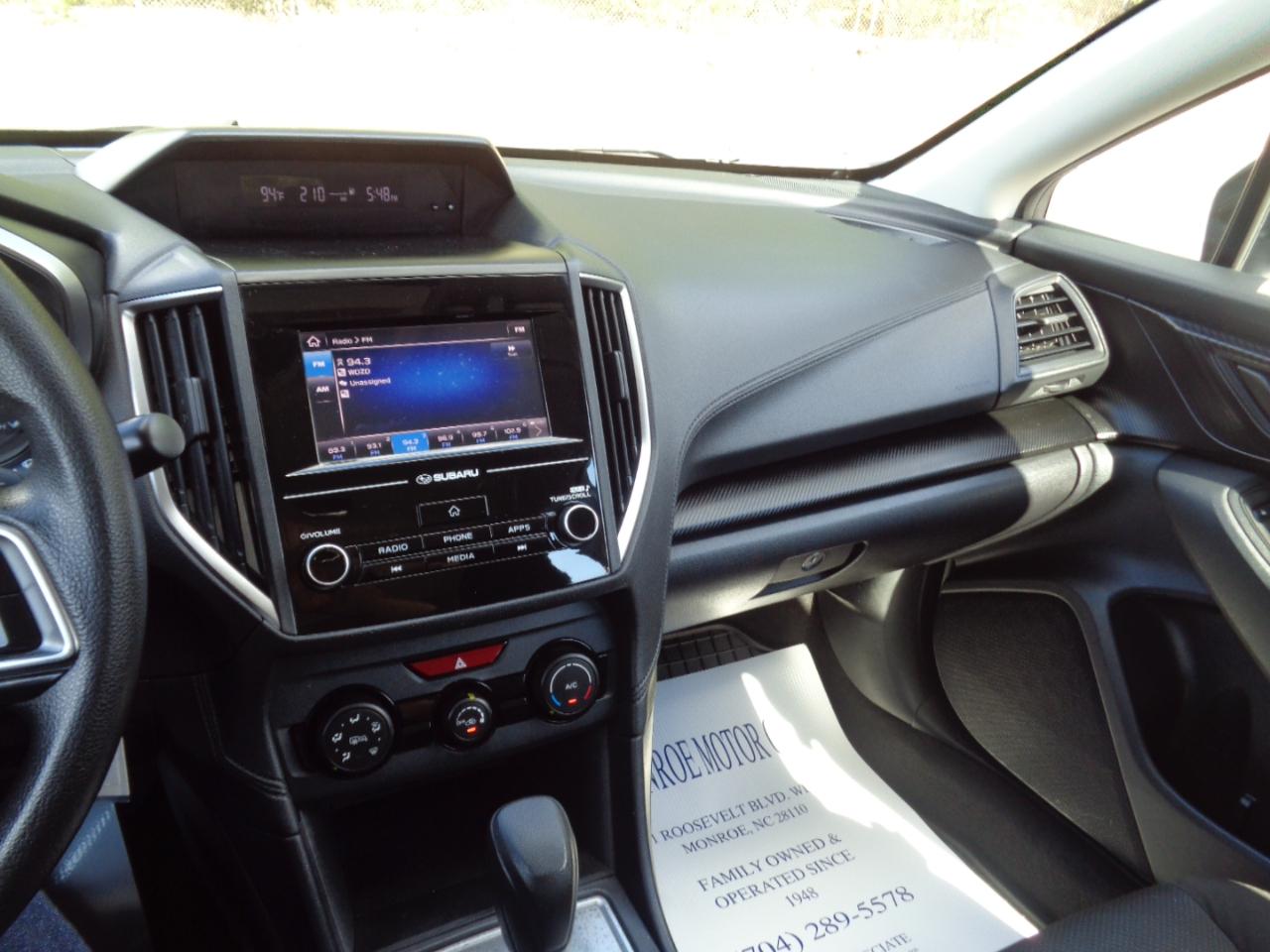 Subaru Impreza 2.0i Premium 5-door CVT 2017