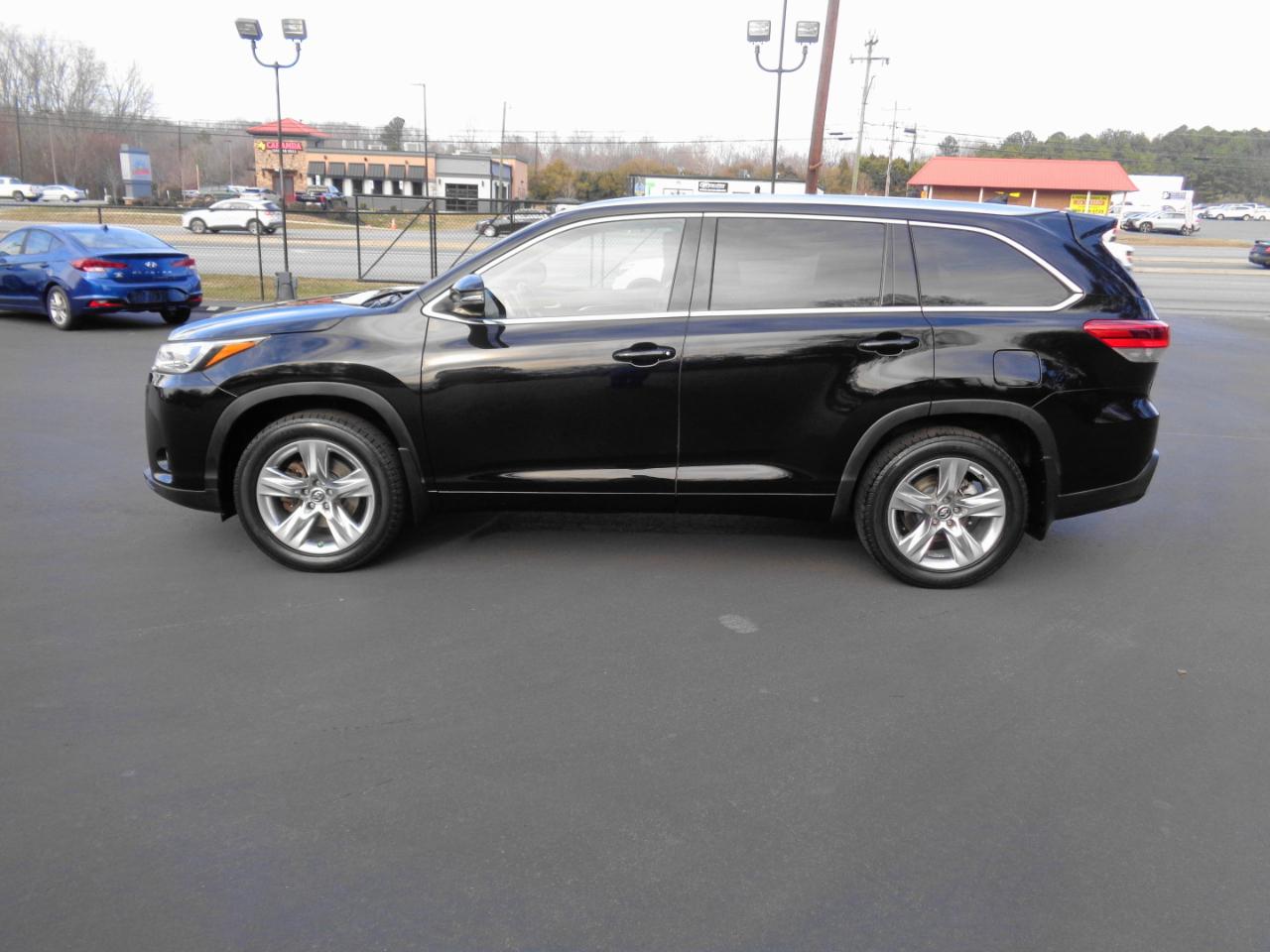 Toyota Highlander Limited V6 AWD (Natl) 2017