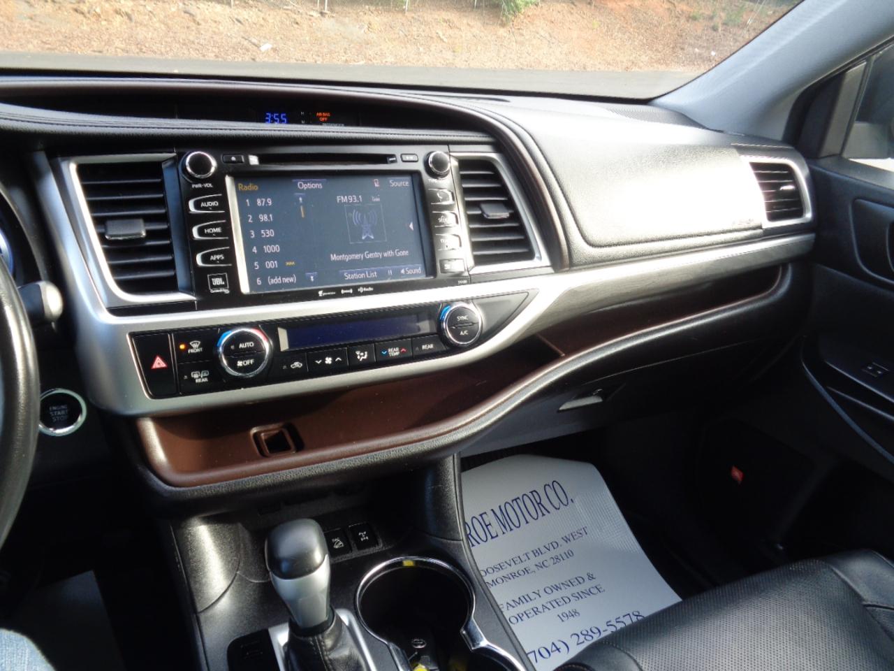 Toyota Highlander Limited V6 AWD (Natl) 2017
