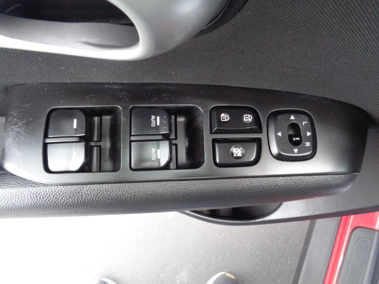 Kia Soul 5dr Wgn Auto + 2015