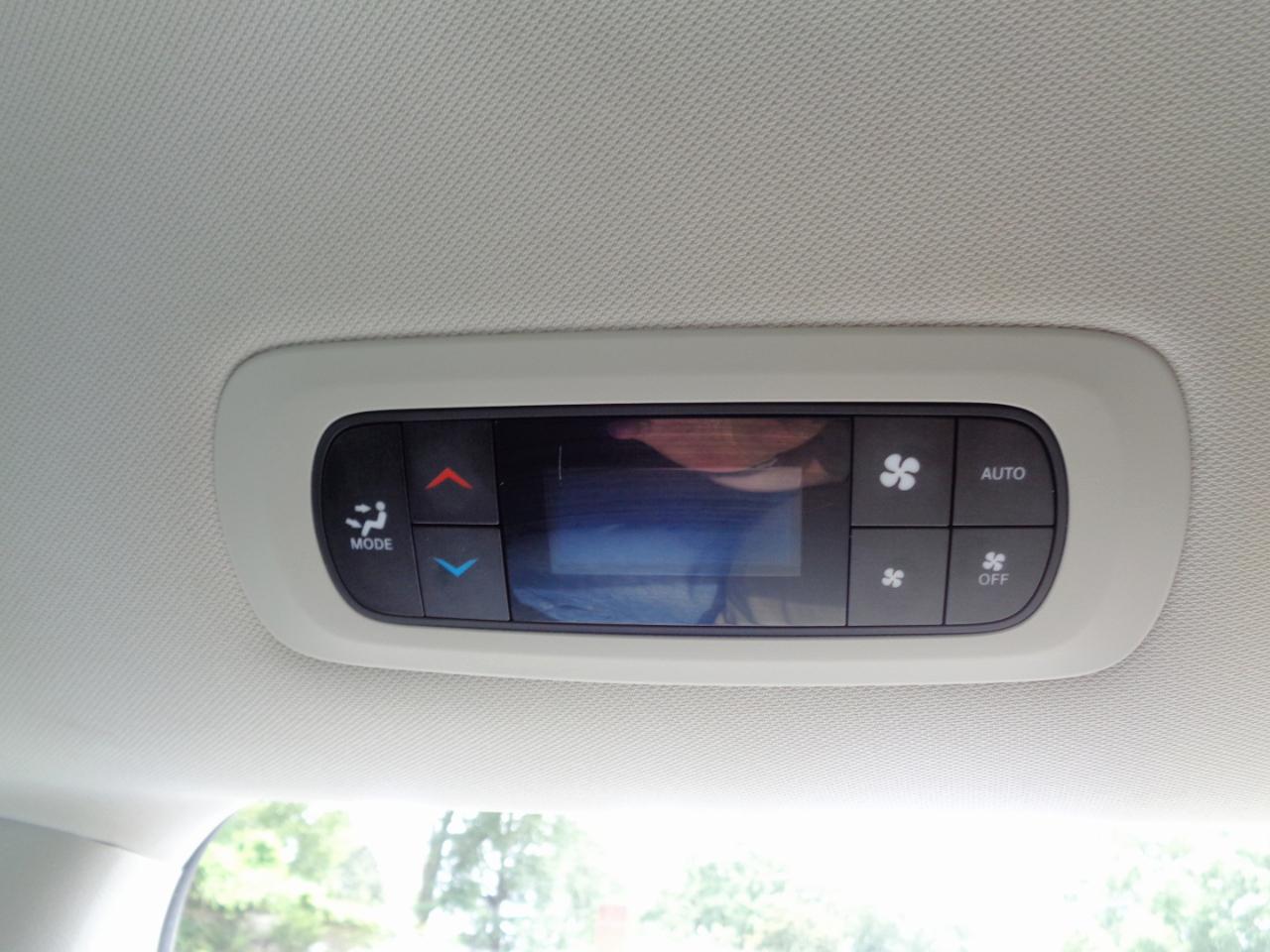 Chrysler Pacifica Touring L FWD 2024