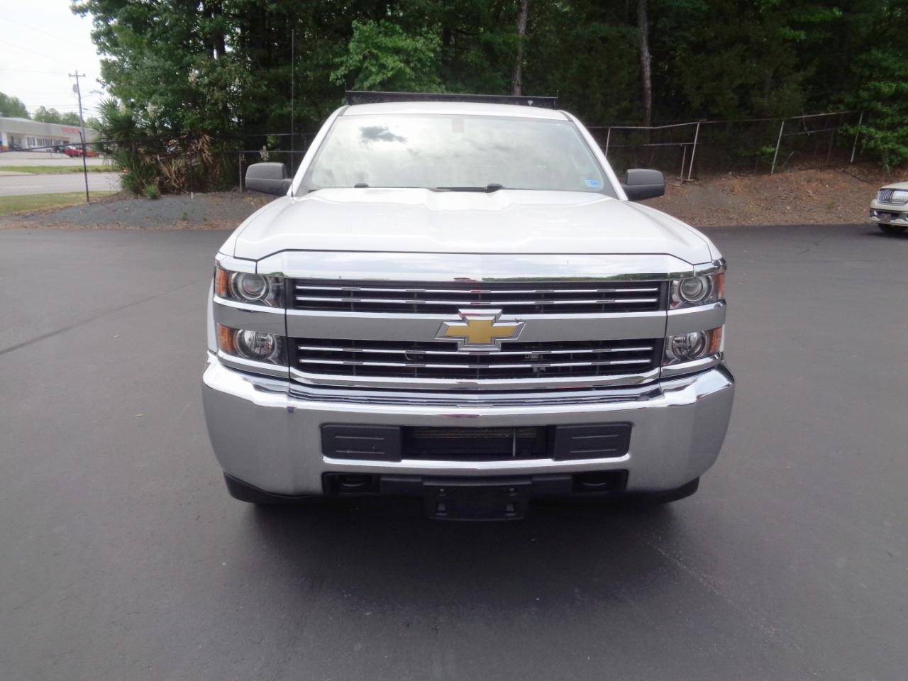 Chevrolet Silverado 2500HD 2WD Reg Cab 133.6" Work Truck 2015