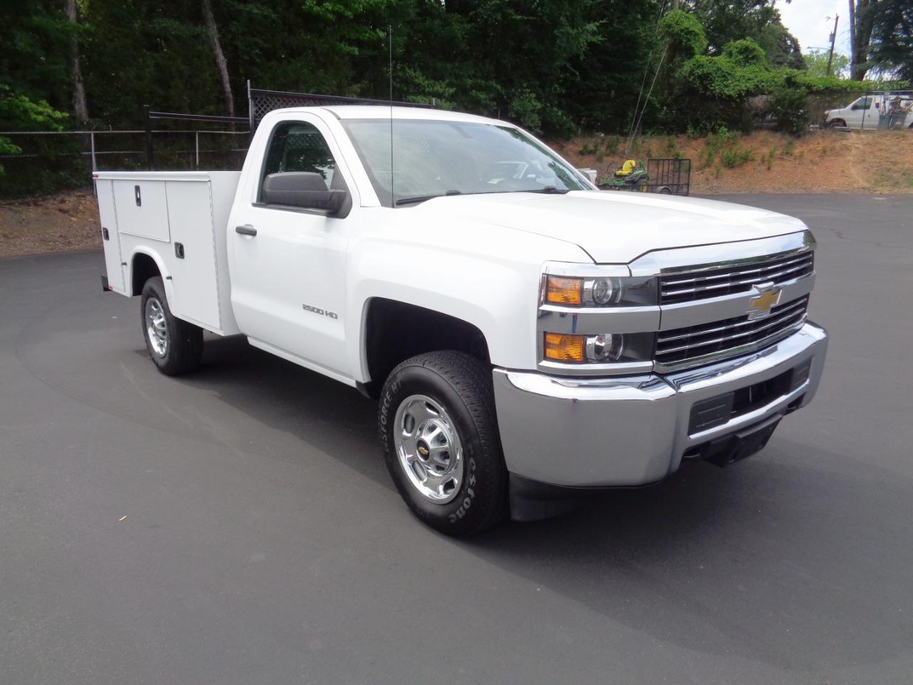 Chevrolet Silverado 2500HD 2WD Reg Cab 133.6" Work Truck 2015