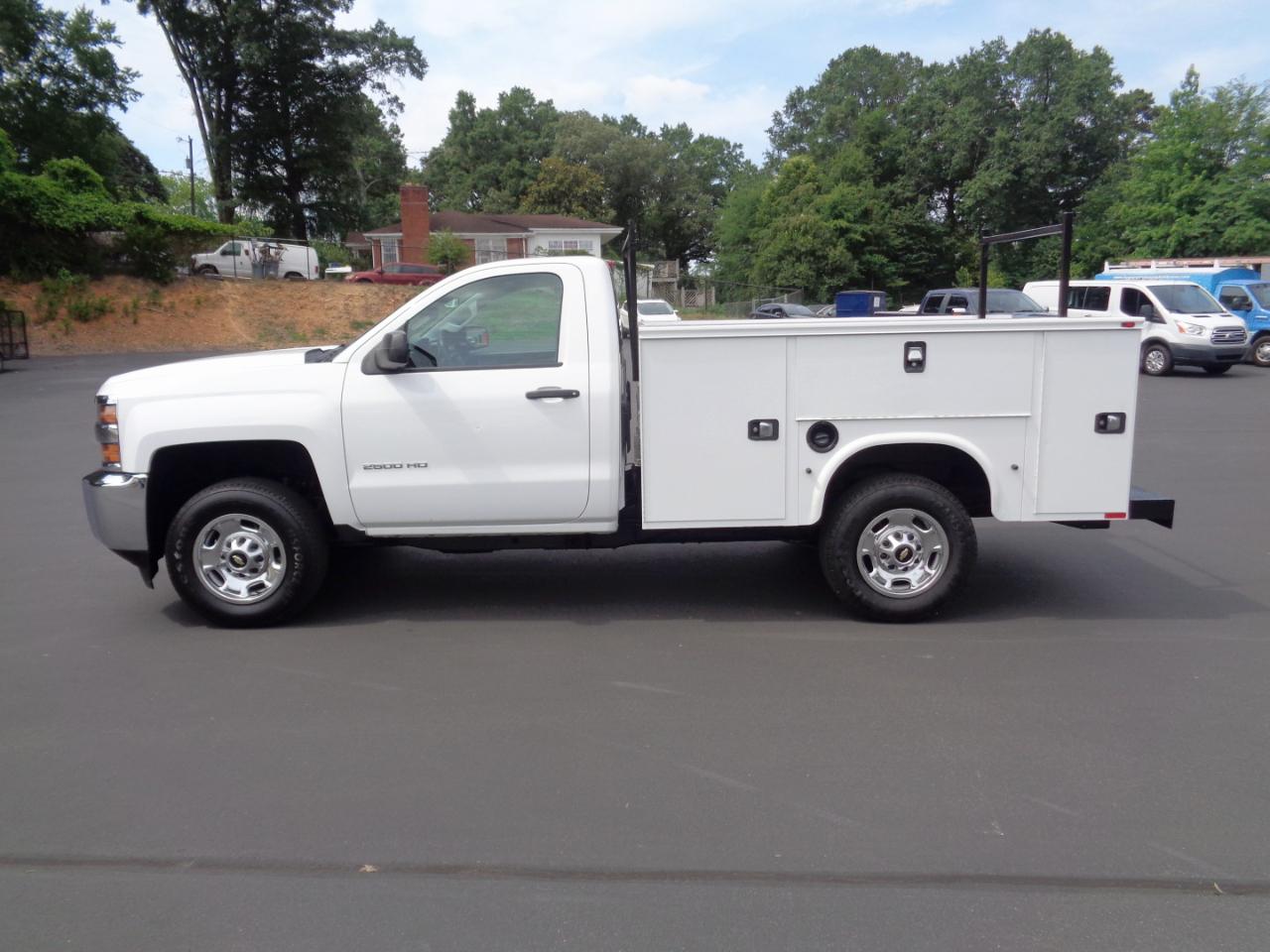 Chevrolet Silverado 2500HD 2WD Reg Cab 133.6" Work Truck 2015