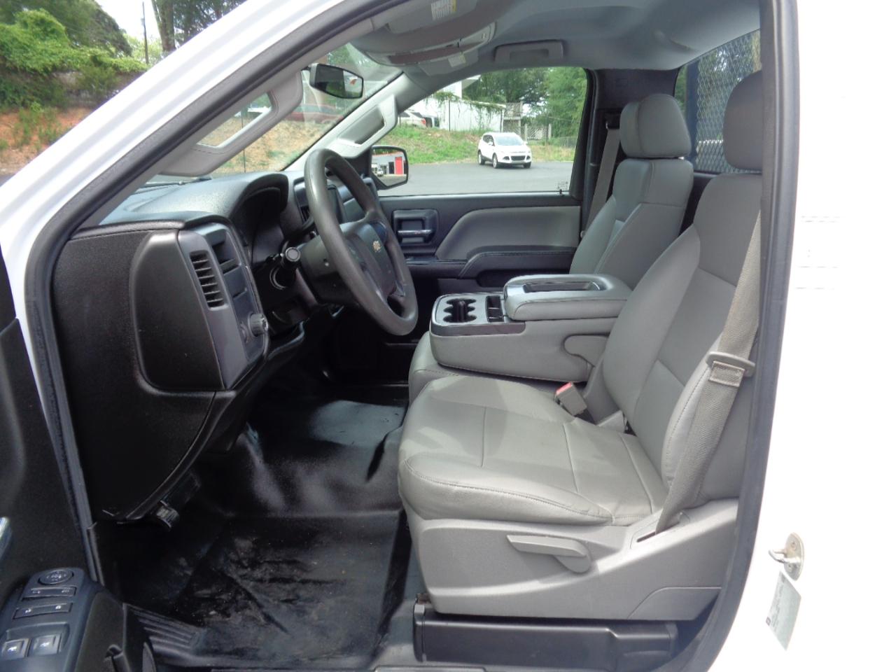 Chevrolet Silverado 2500HD 2WD Reg Cab 133.6" Work Truck 2015