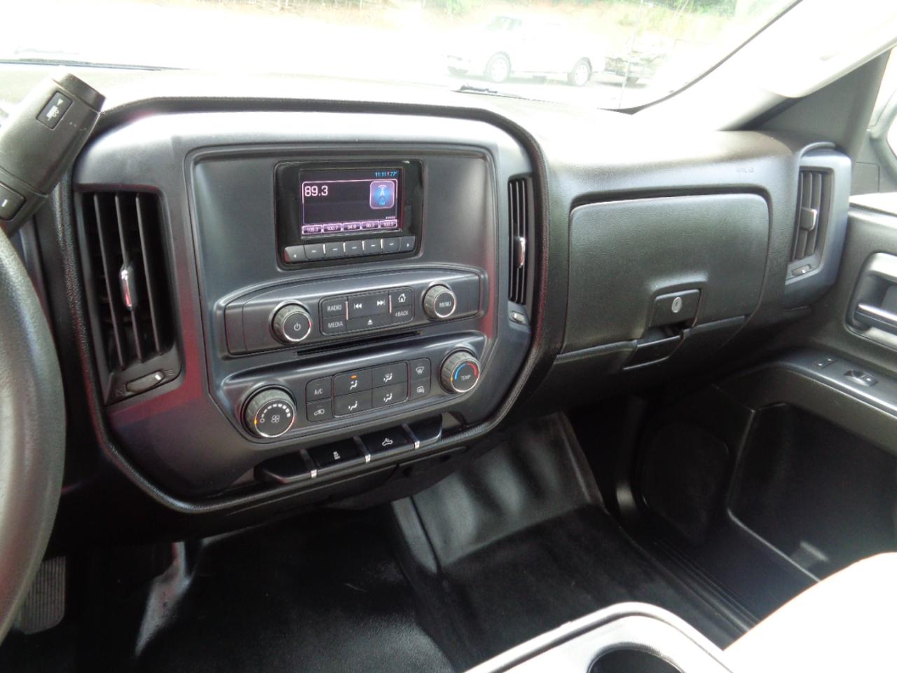 Chevrolet Silverado 2500HD 2WD Reg Cab 133.6" Work Truck 2015