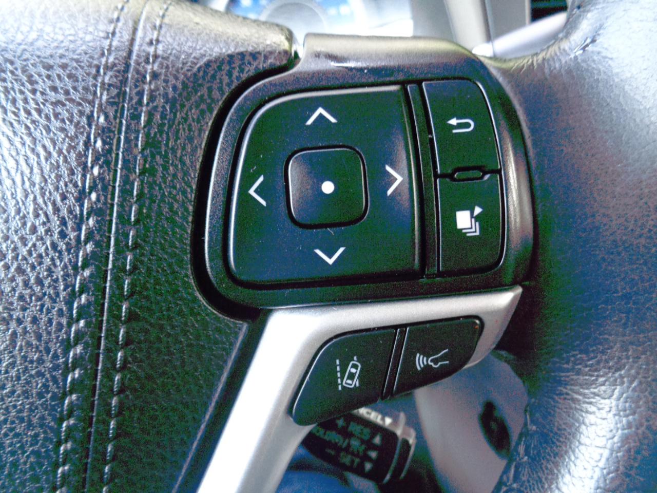 Toyota Sienna XLE Auto Access Seat FWD 7-Passenger (Natl) 2019