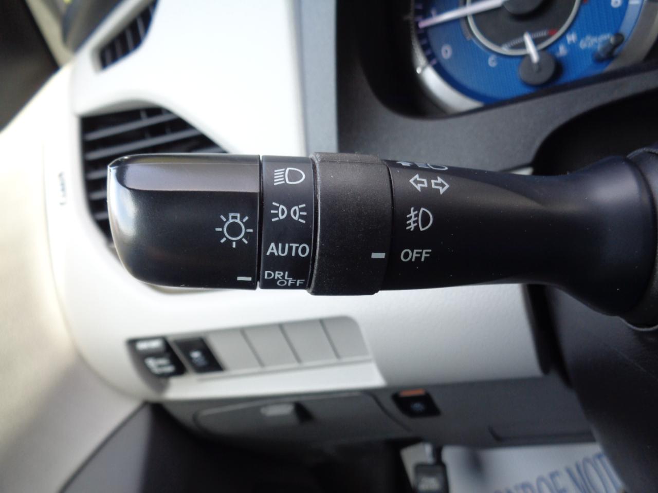 Toyota Sienna XLE Auto Access Seat FWD 7-Passenger (Natl) 2019