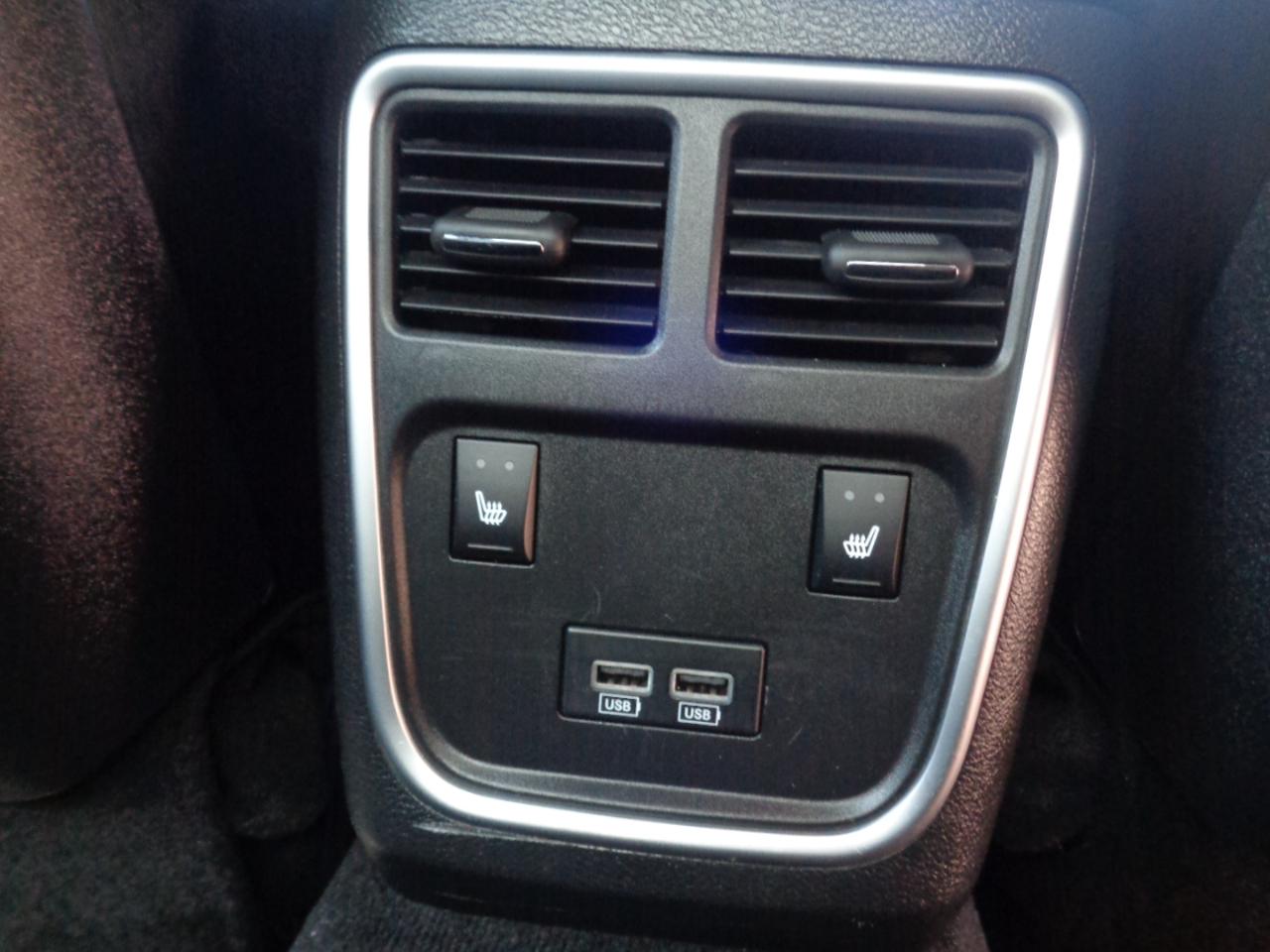 Dodge Charger SXT RWD 2022