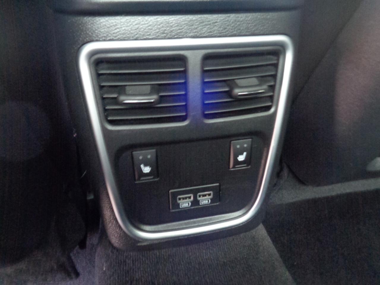 Dodge Charger SXT RWD 2022