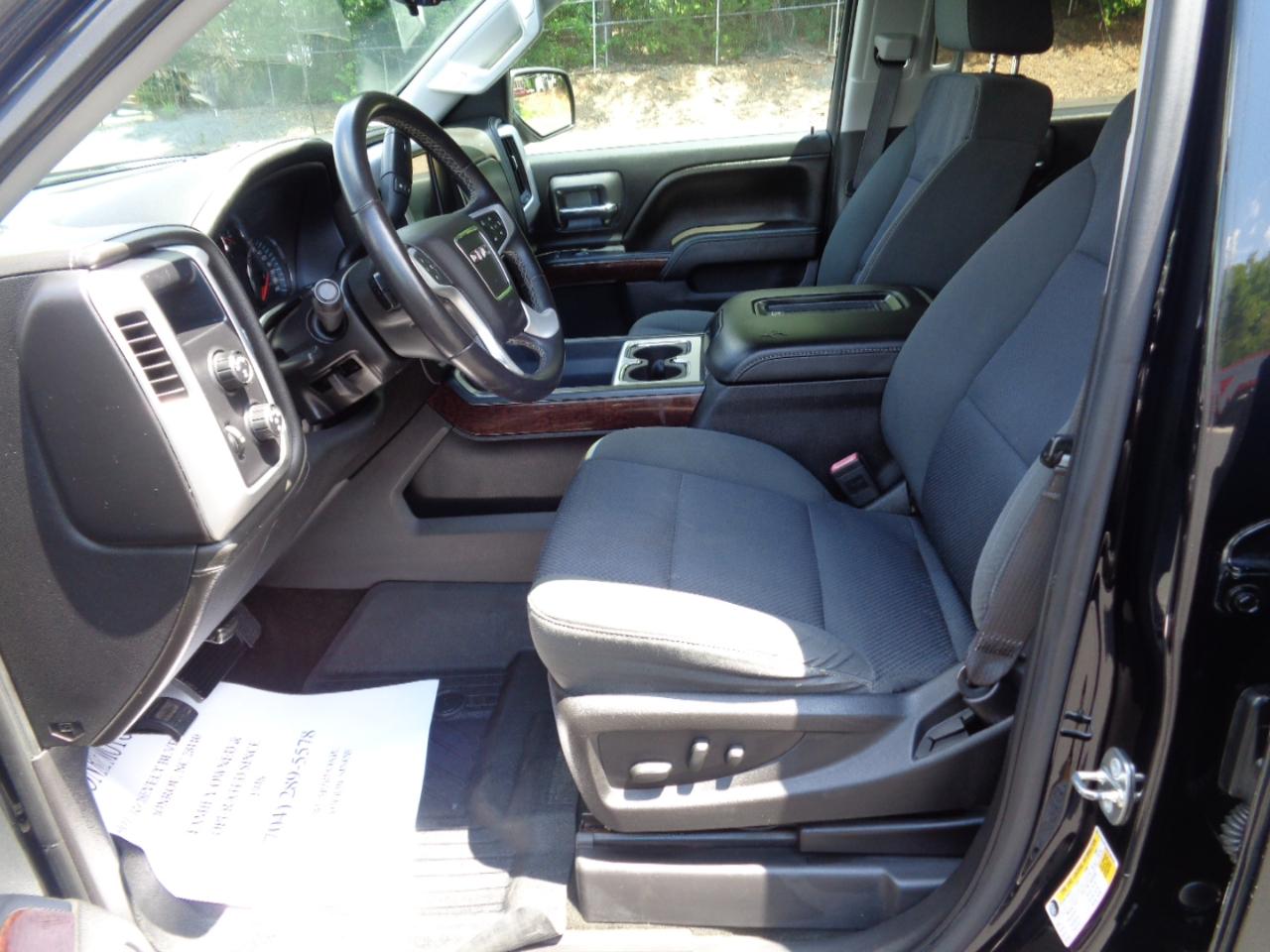 GMC Sierra 1500 4WD Crew Cab 143.5" SLE 2017