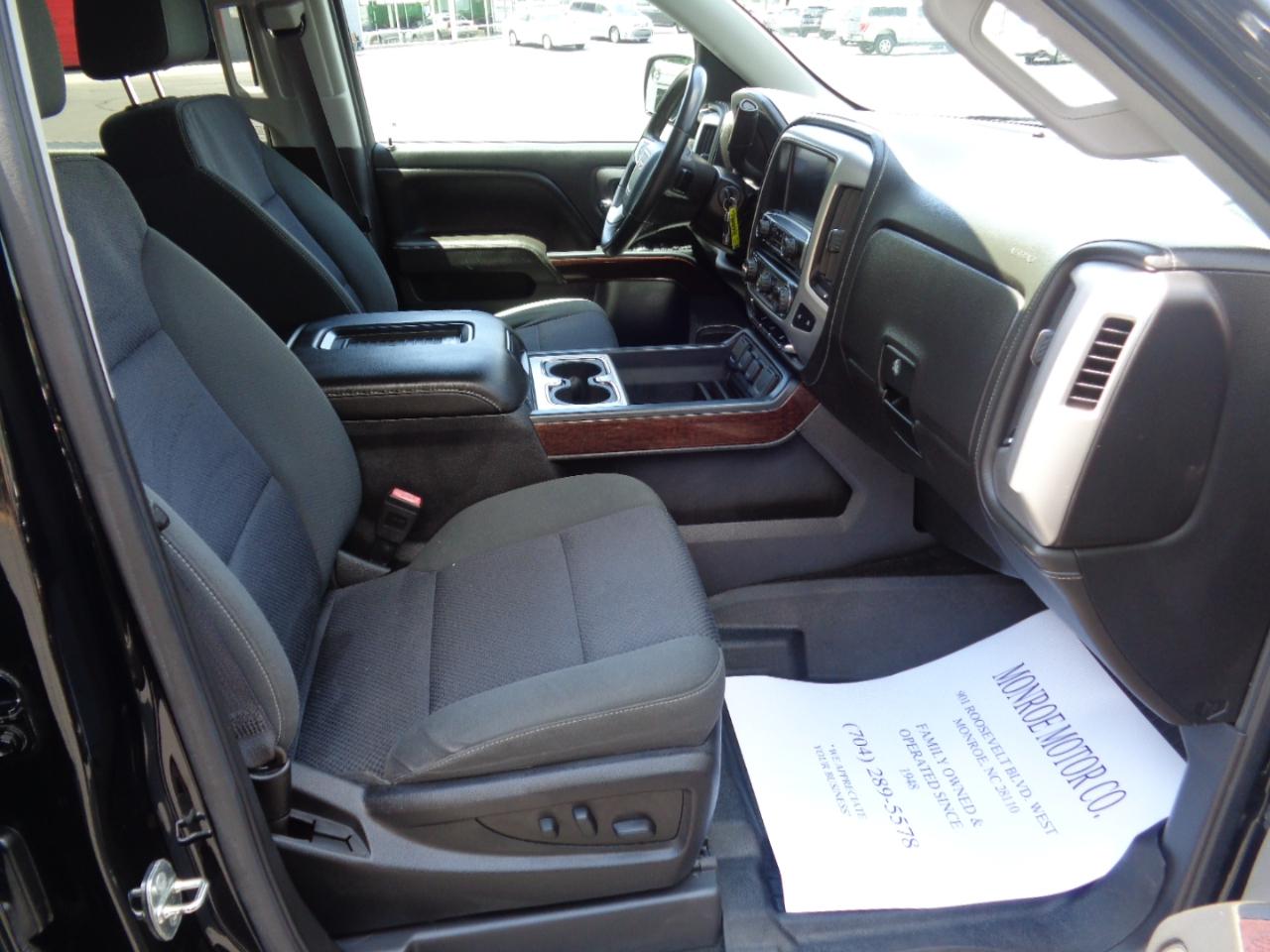 GMC Sierra 1500 4WD Crew Cab 143.5" SLE 2017