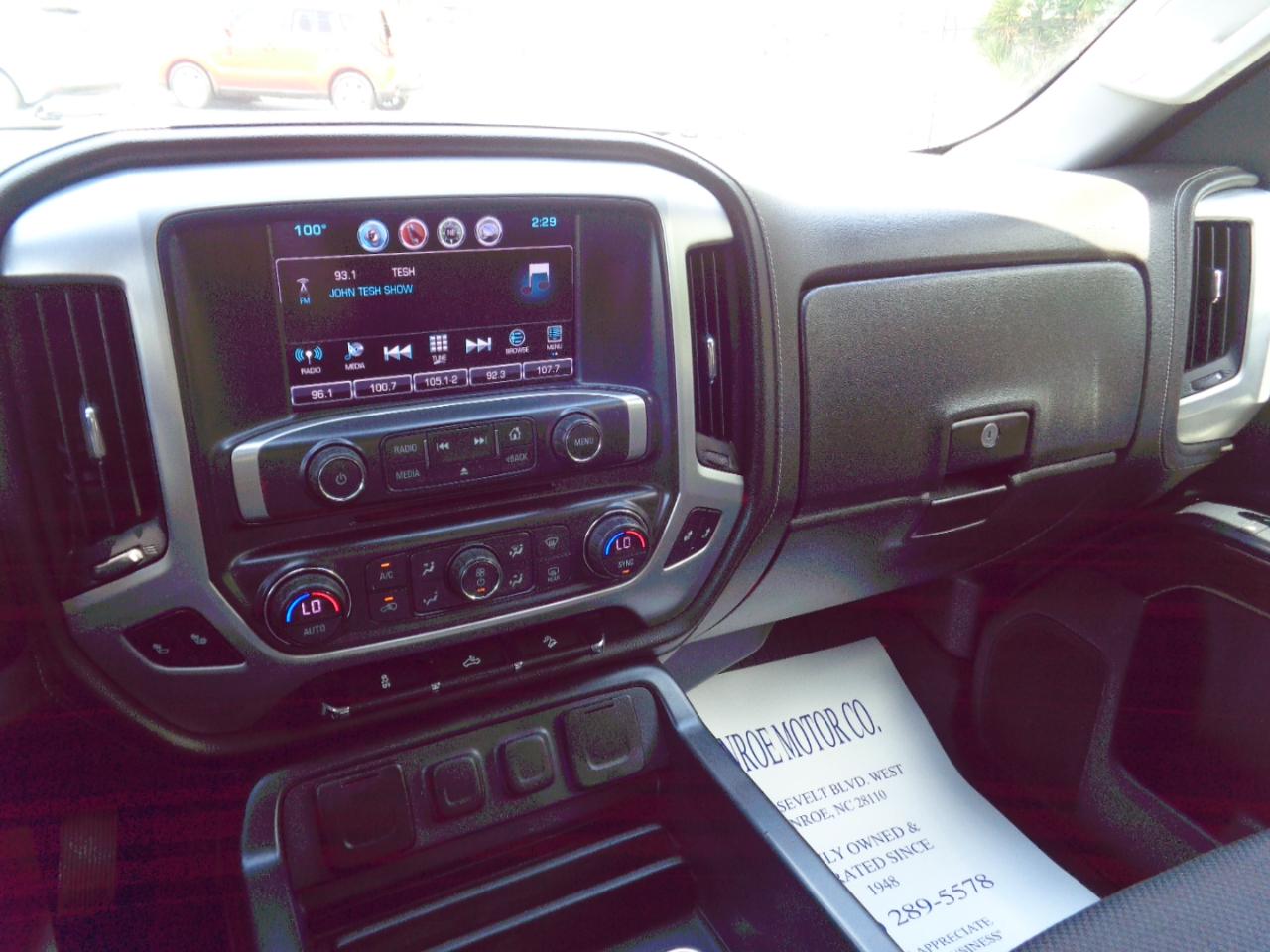 GMC Sierra 1500 4WD Crew Cab 143.5" SLE 2017