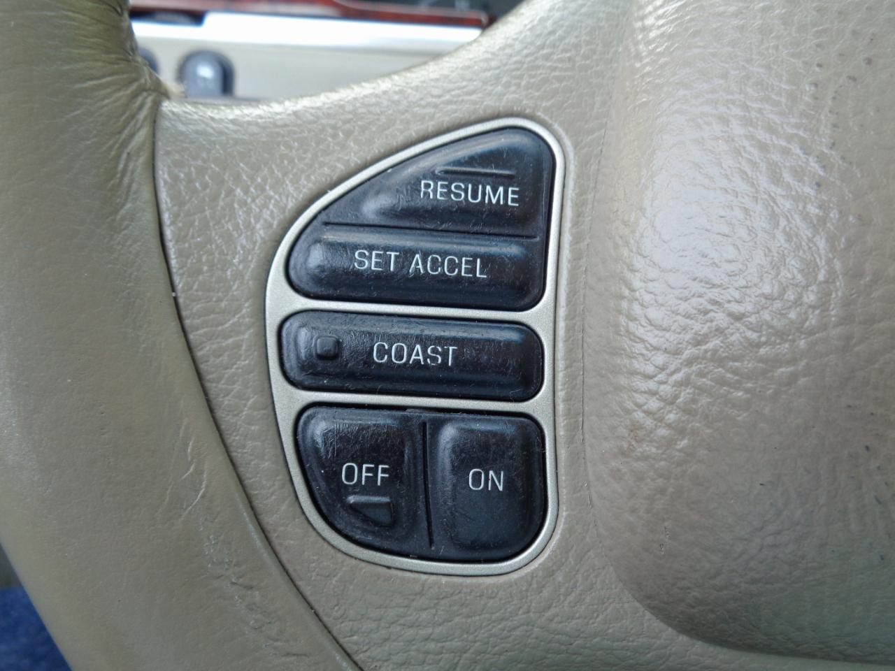 Lincoln Town Car 4dr Sdn Executive 2003