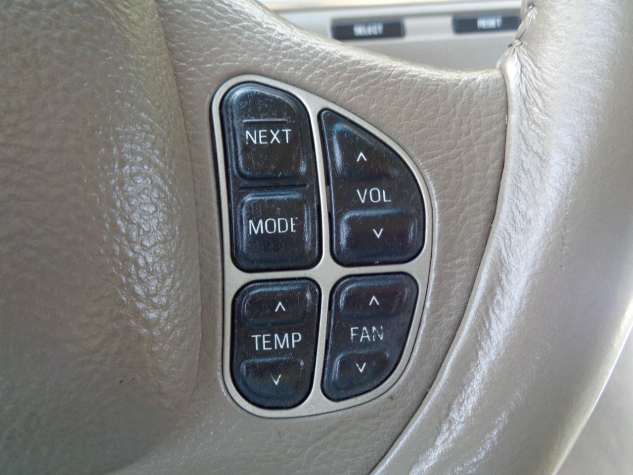Lincoln Town Car 4dr Sdn Executive 2003