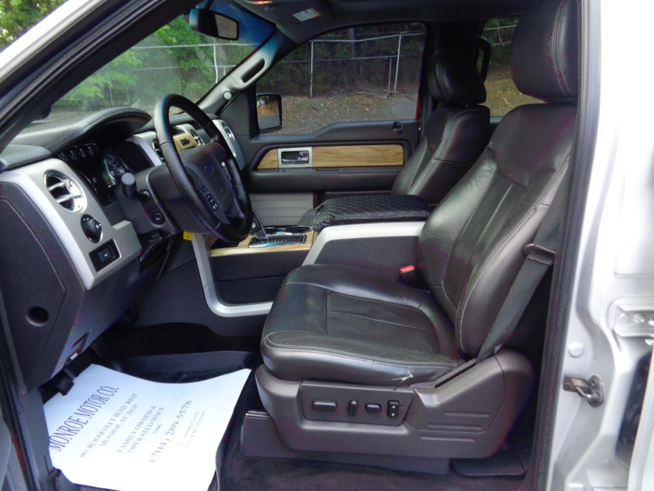 Ford F-150 4WD SuperCrew 145" Lariat 2011