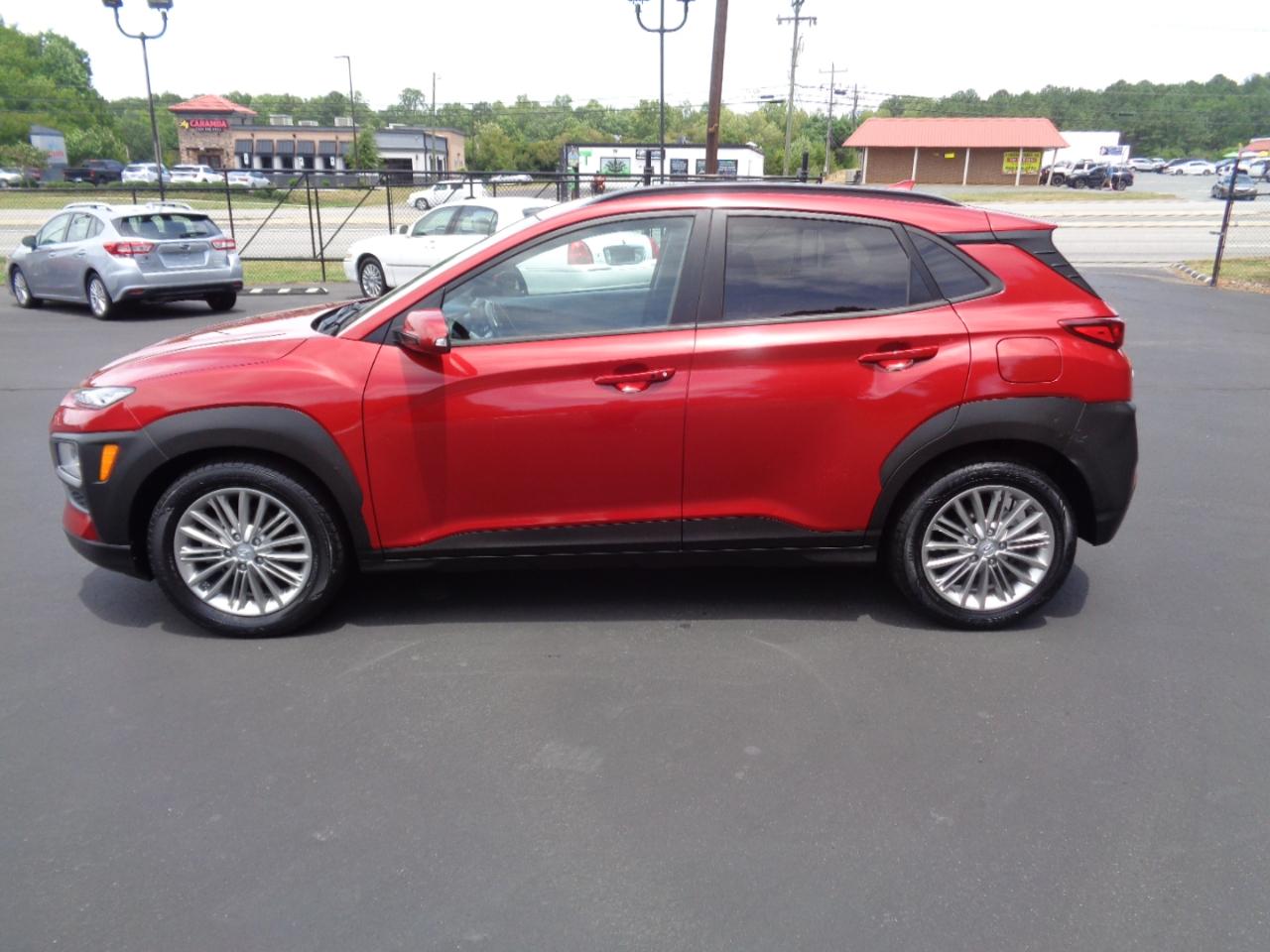 Hyundai Kona SEL Plus Auto FWD 2021