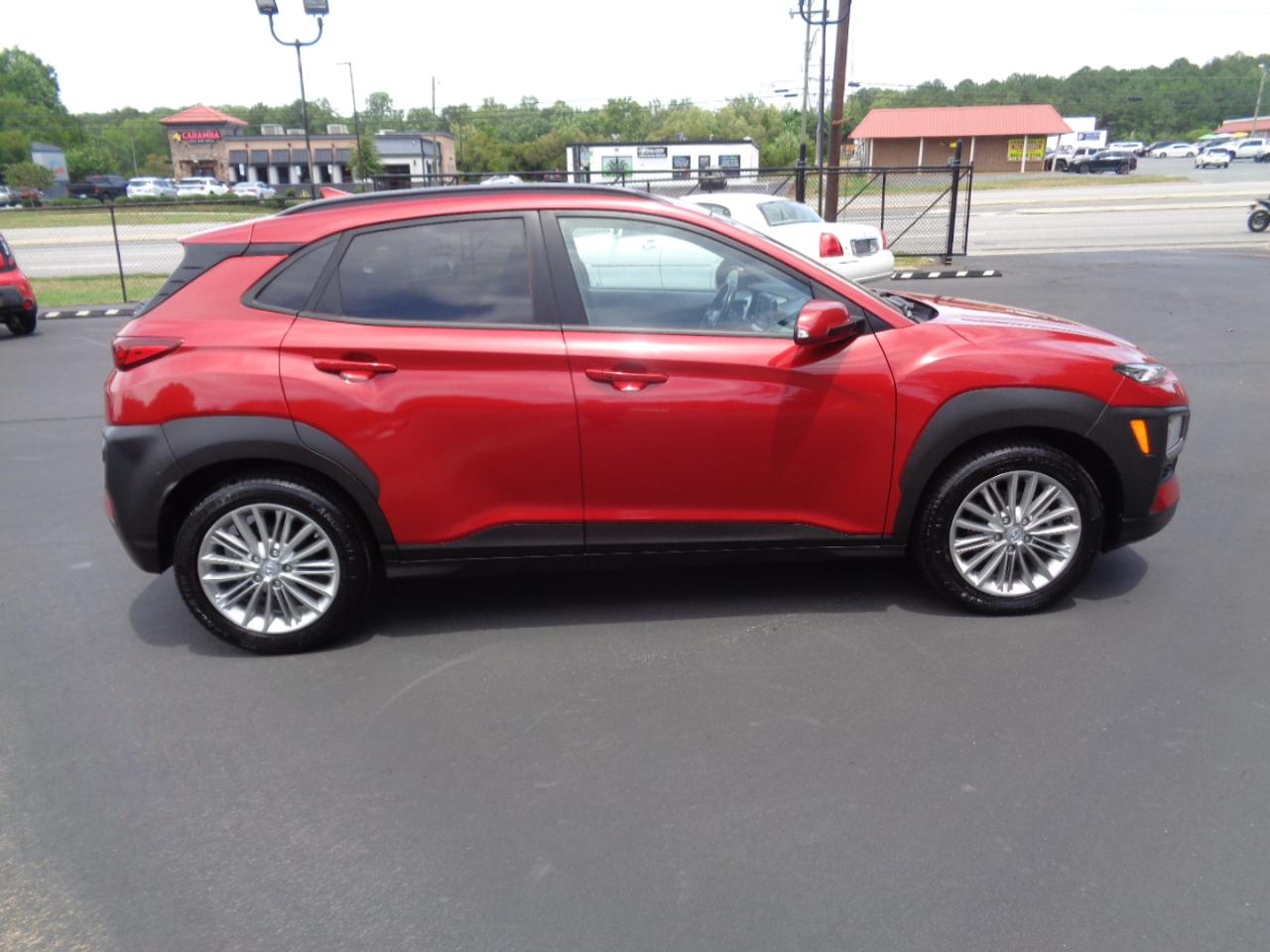 Hyundai Kona SEL Plus Auto FWD 2021
