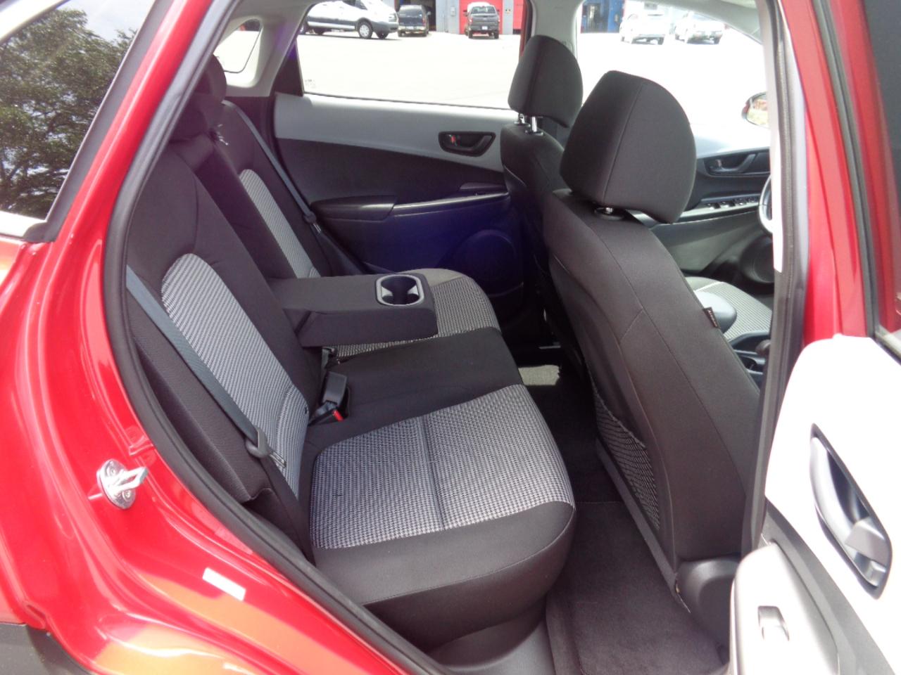 Hyundai Kona SEL Plus Auto FWD 2021