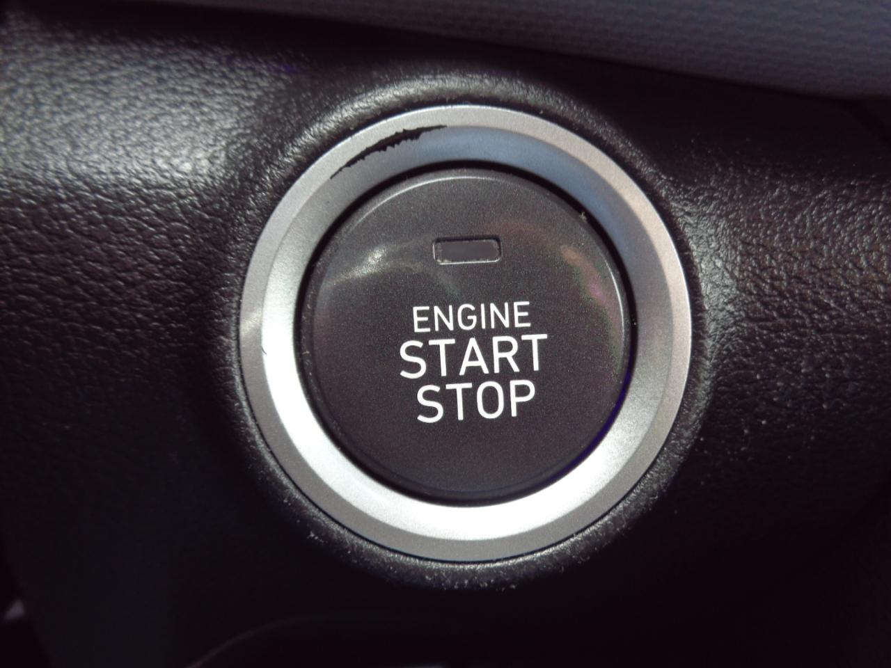 Hyundai Kona SEL Plus Auto FWD 2021