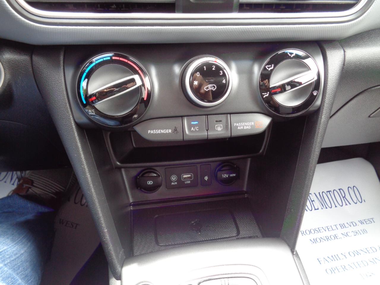 Hyundai Kona SEL Plus Auto FWD 2021
