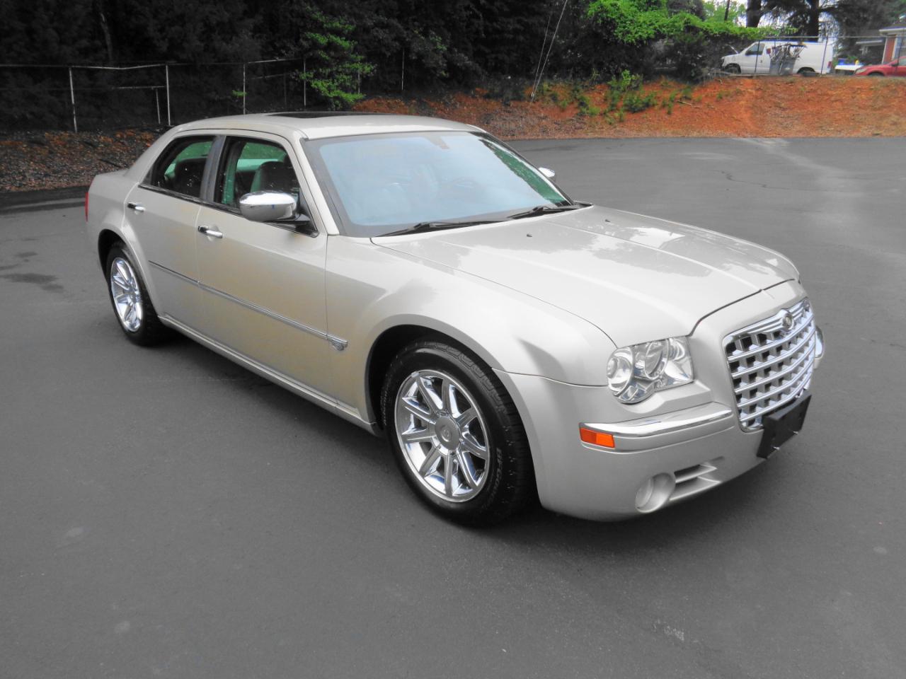 Chrysler 300 4dr Sdn 300C 2006
