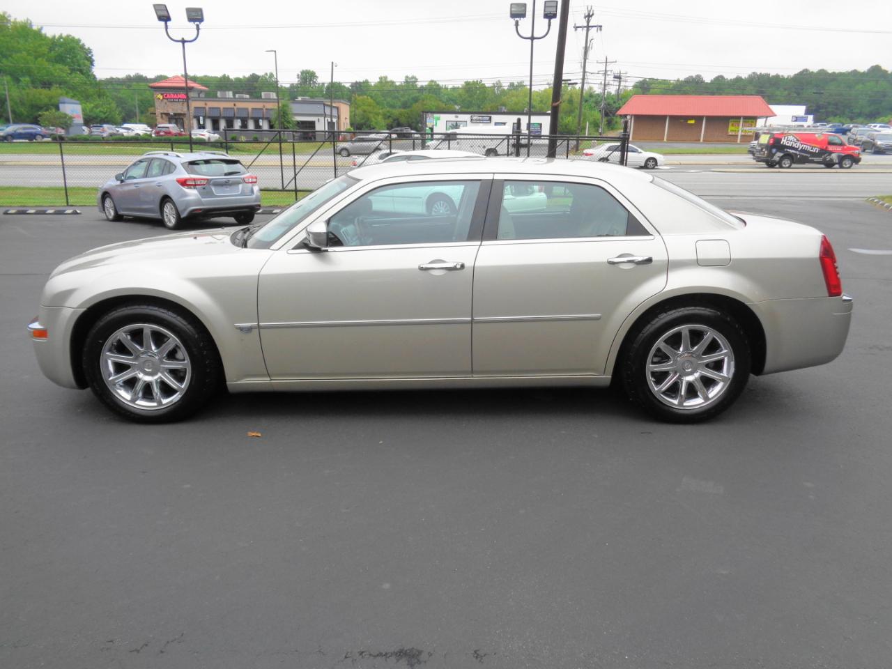 Chrysler 300 4dr Sdn 300C 2006
