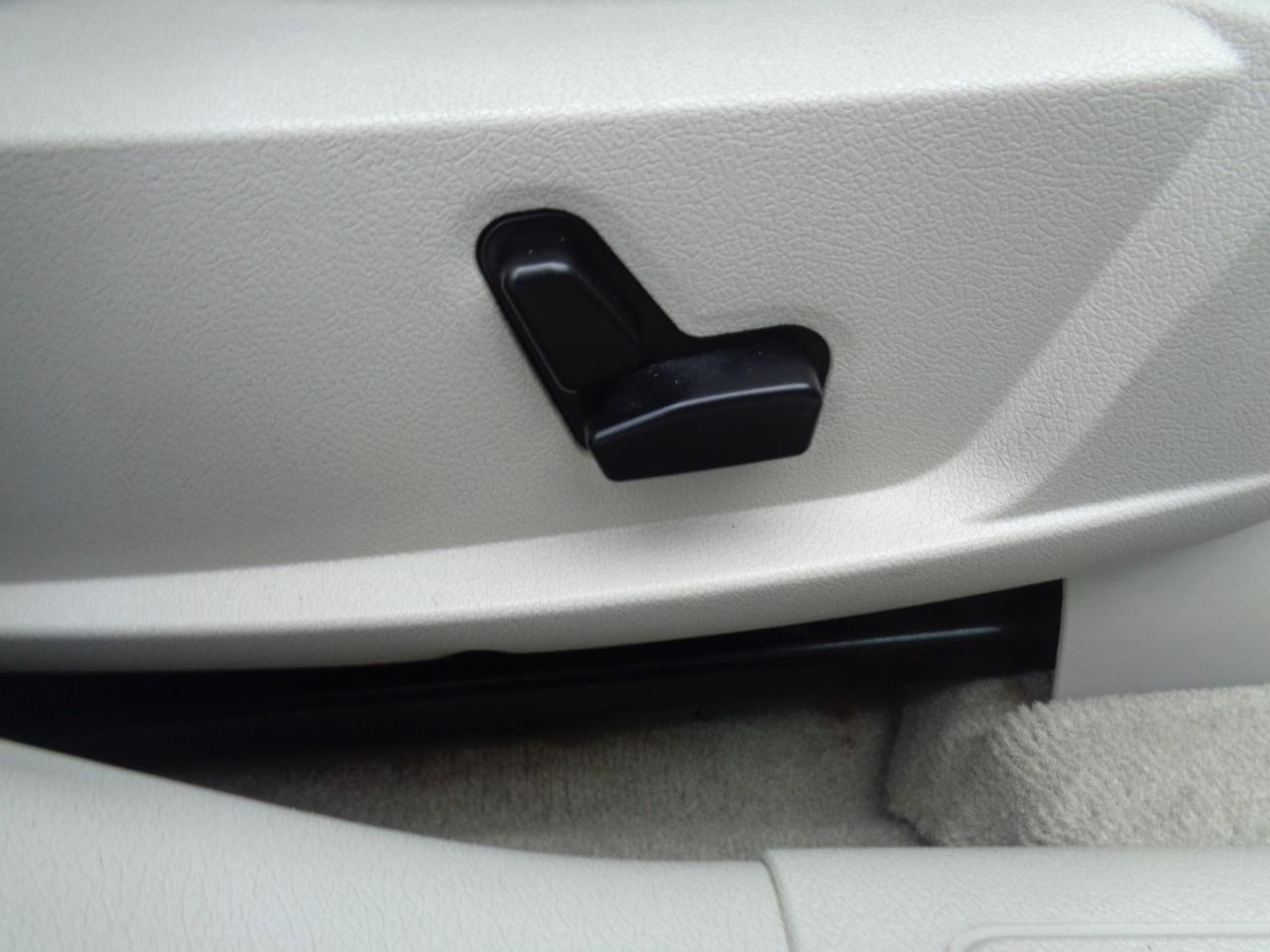 Chrysler 300 4dr Sdn 300C 2006