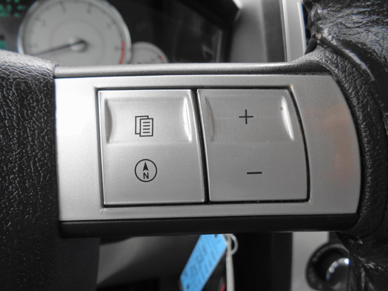 Chrysler 300 4dr Sdn 300C 2006