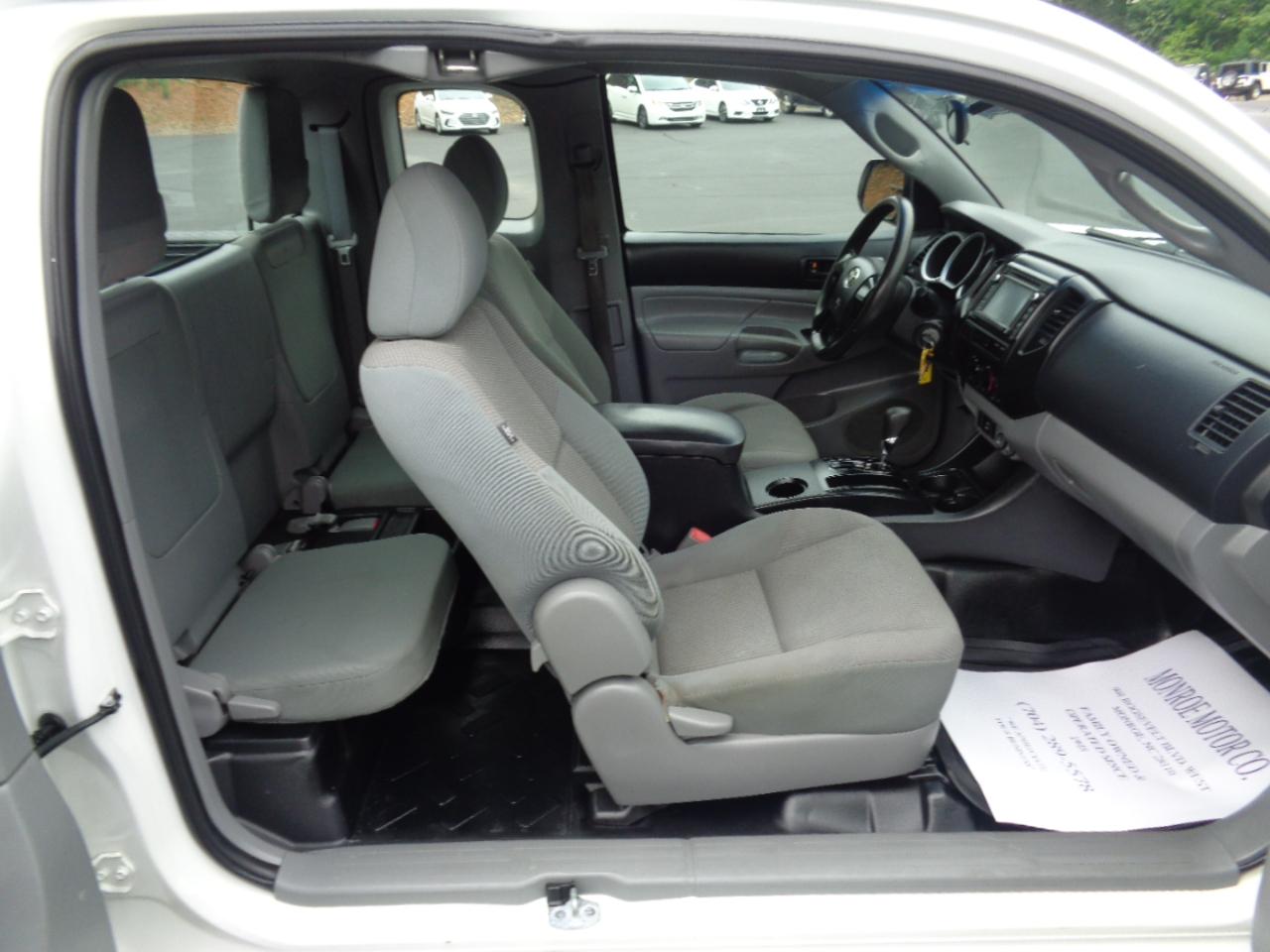 Toyota Tacoma 2WD Access Cab I4 AT (Natl) 2014