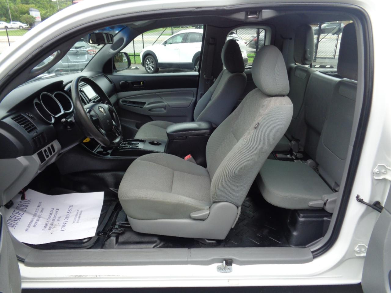 Toyota Tacoma 2WD Access Cab I4 AT (Natl) 2014