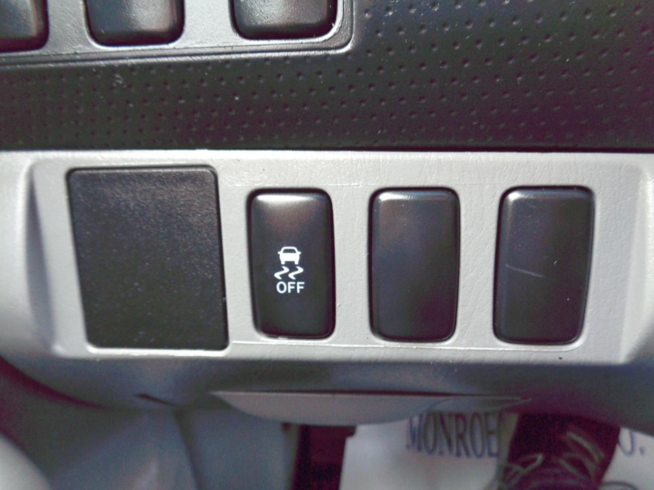 Toyota Tacoma 2WD Access Cab I4 AT (Natl) 2014