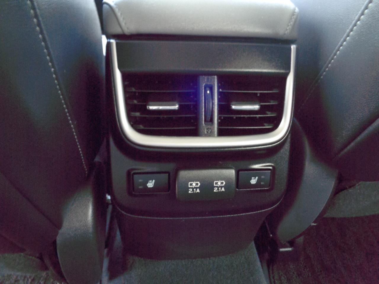 Subaru Outback Limited CVT 2021
