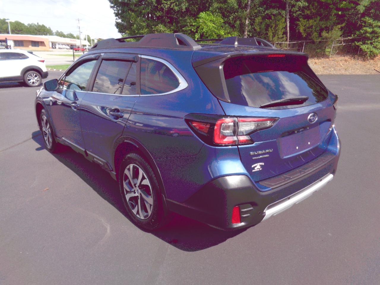 Subaru Outback Limited CVT 2021