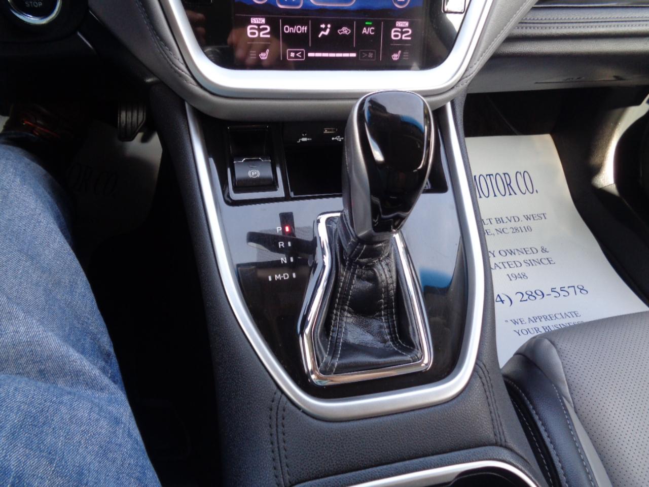Subaru Outback Limited CVT 2021