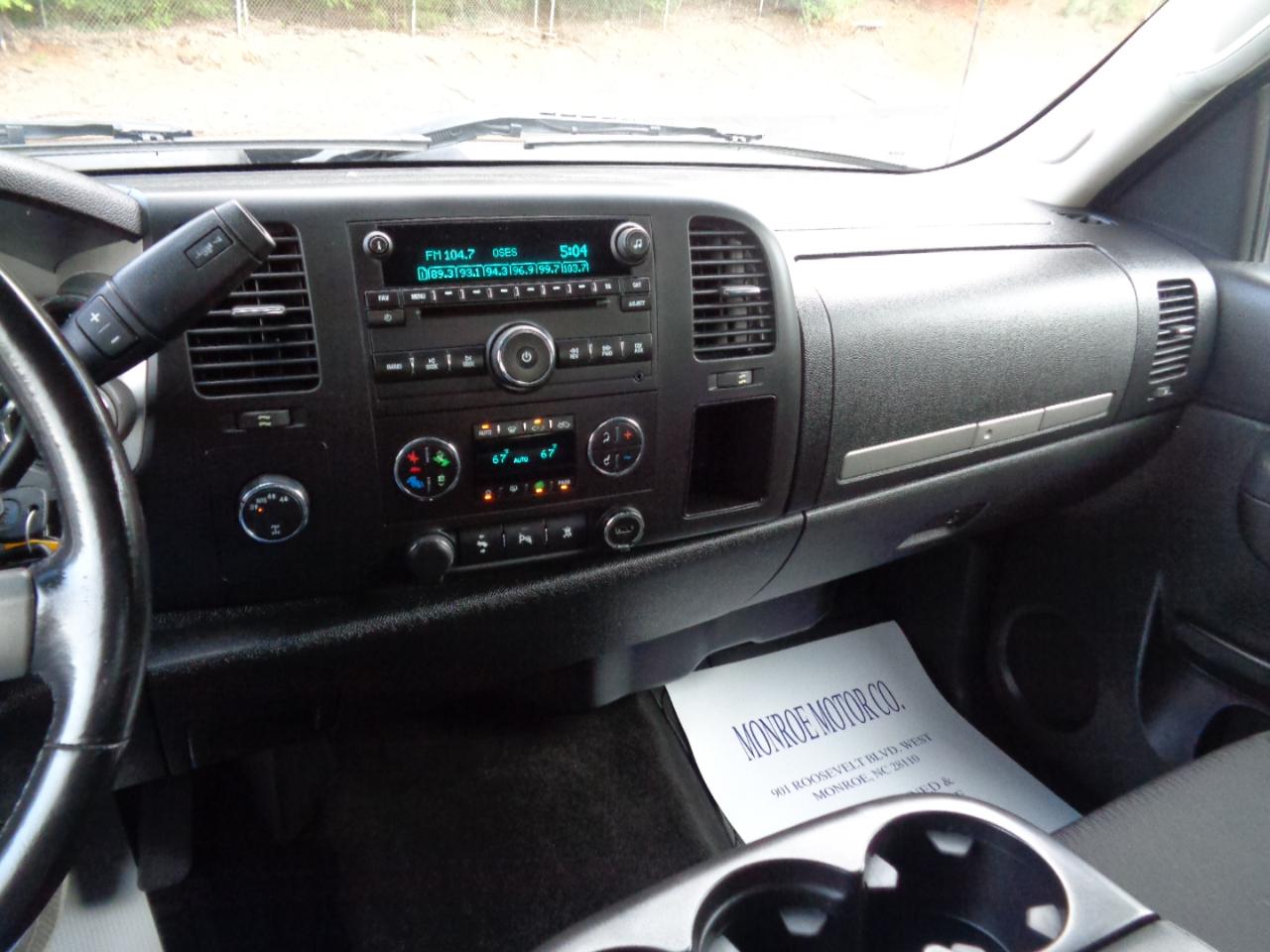 GMC Sierra 1500 4WD Ext Cab 143.5" SLE 2010