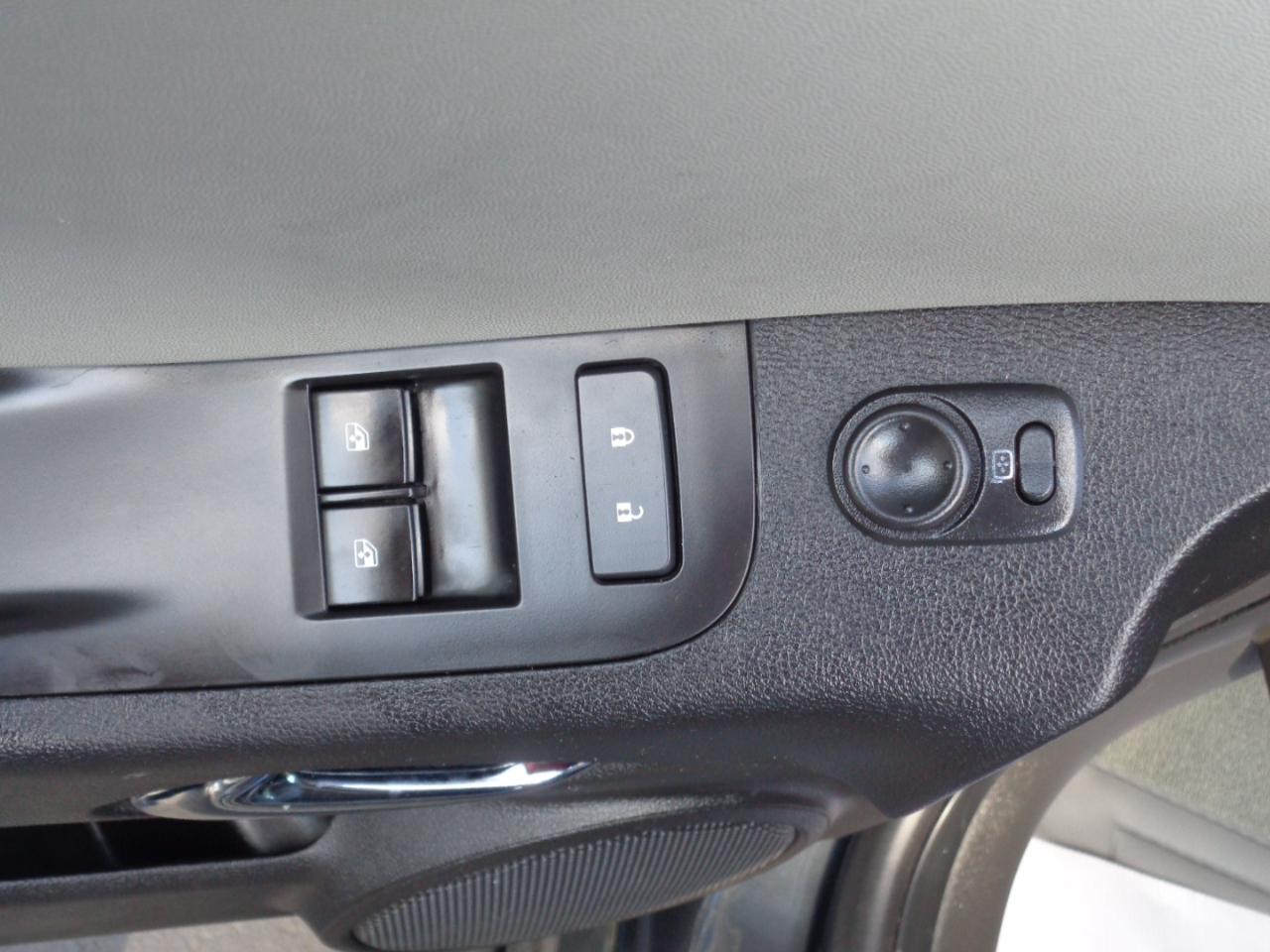 Chevrolet Camaro 2dr Cpe LS w/2LS 2015