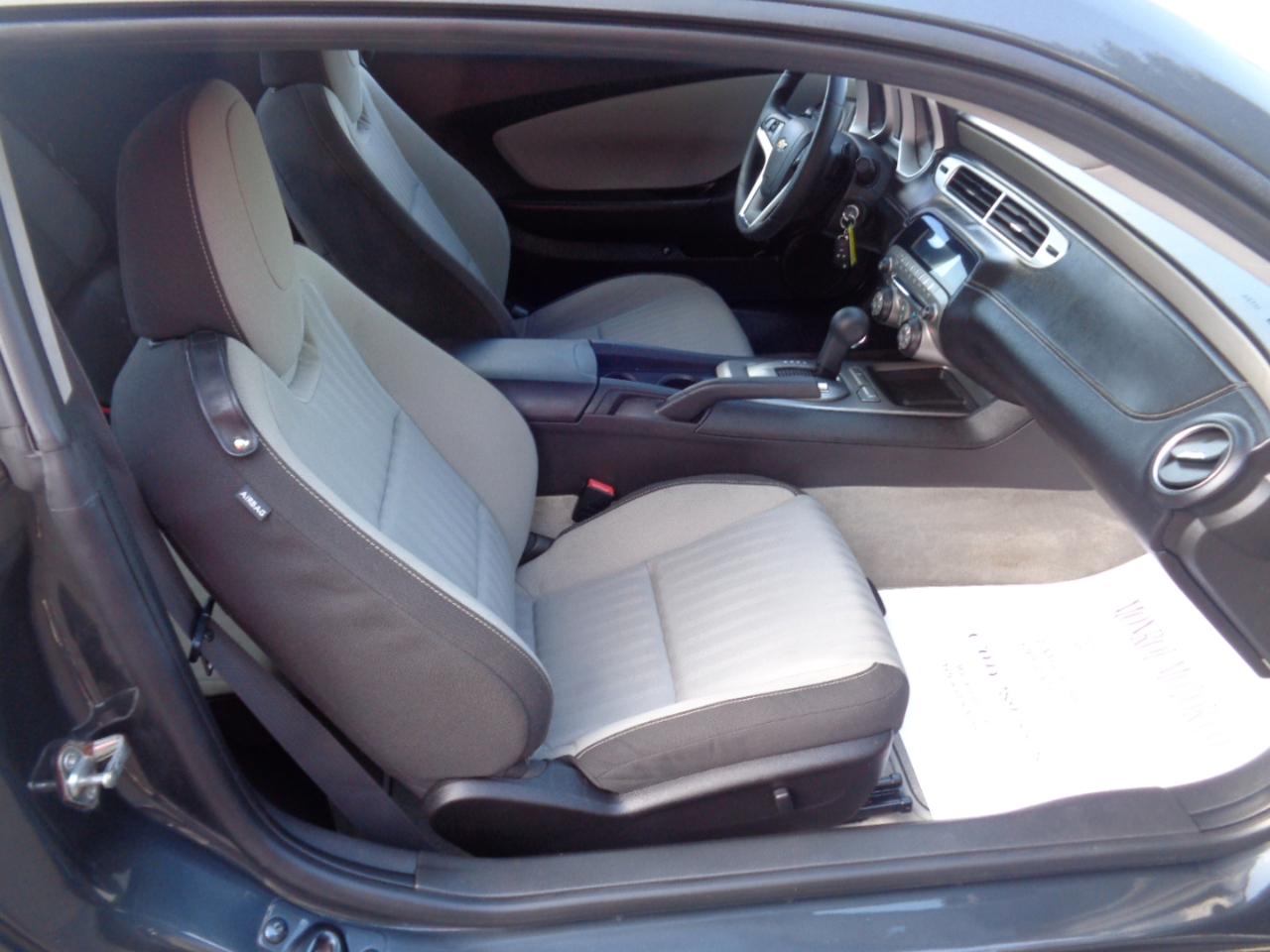 Chevrolet Camaro 2dr Cpe LS w/2LS 2015