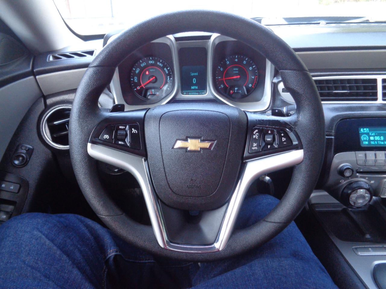Chevrolet Camaro 2dr Cpe LS w/2LS 2015