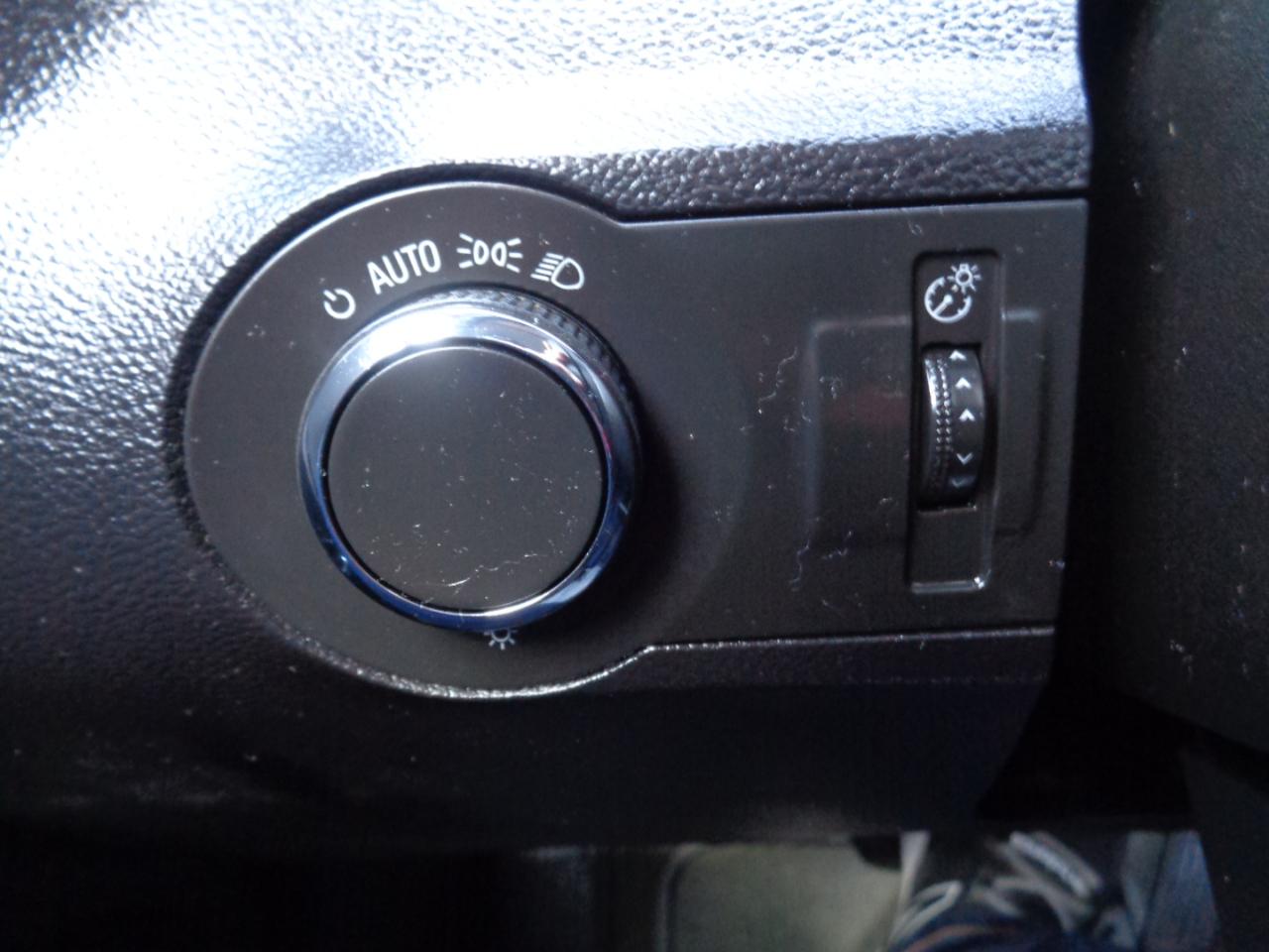 Chevrolet Camaro 2dr Cpe LS w/2LS 2015