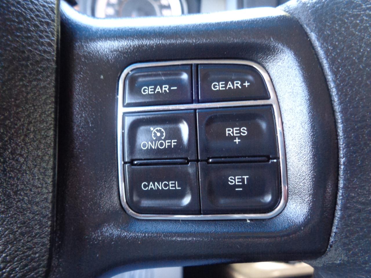 RAM 1500 Classic Tradesman 4x4 Reg Cab 8' Box 2022