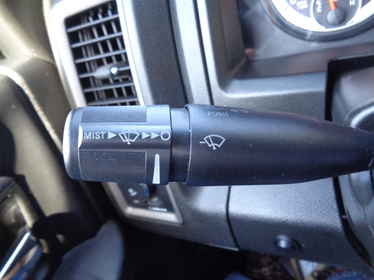 RAM 1500 Classic Tradesman 4x4 Reg Cab 8' Box 2022