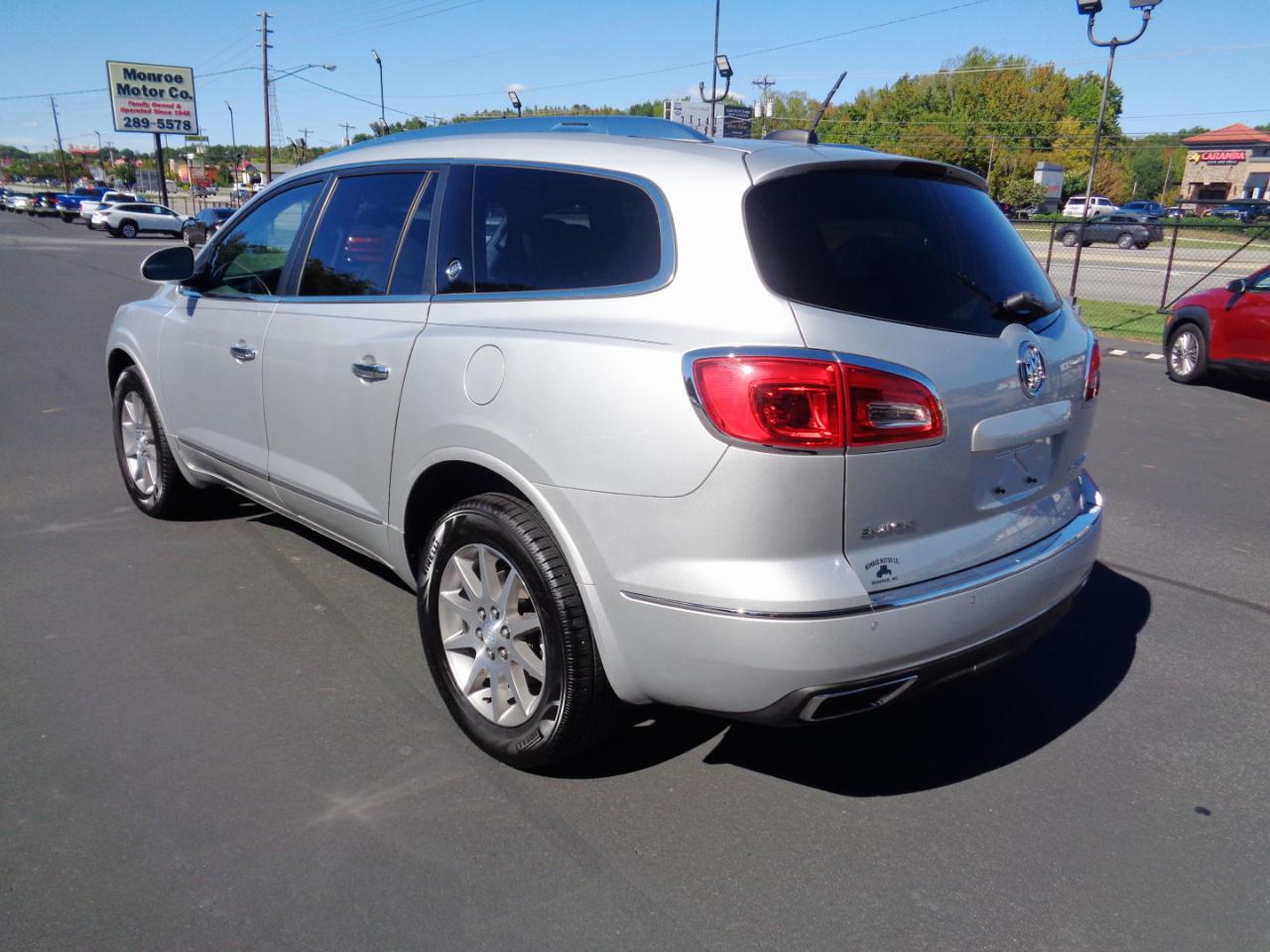 Buick Enclave FWD 4dr Convenience 2016
