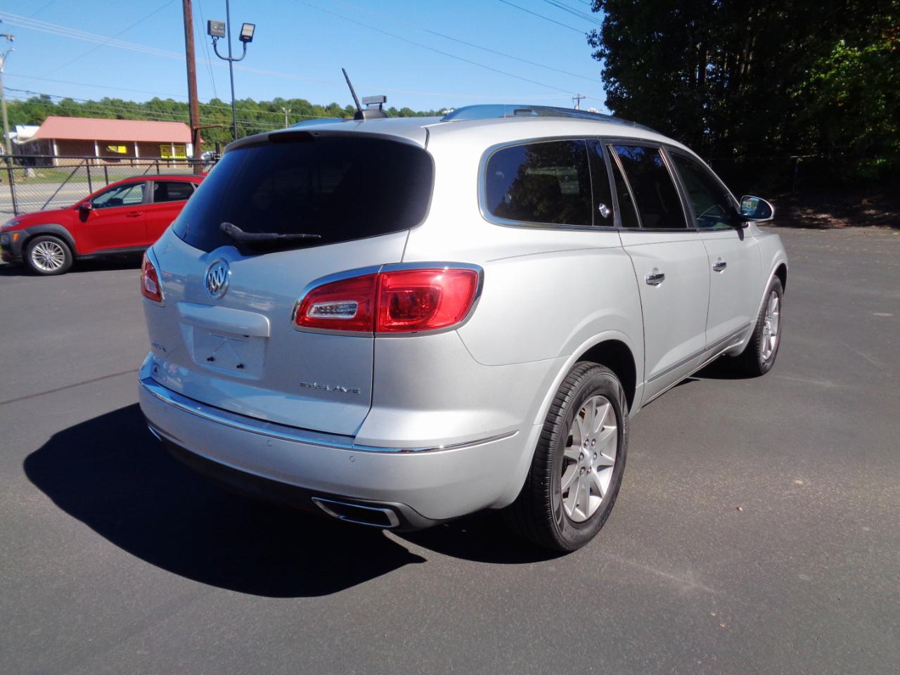 Buick Enclave FWD 4dr Convenience 2016