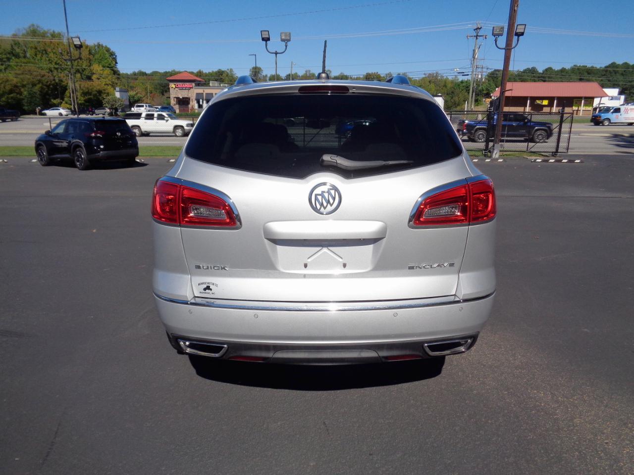 Buick Enclave FWD 4dr Convenience 2016